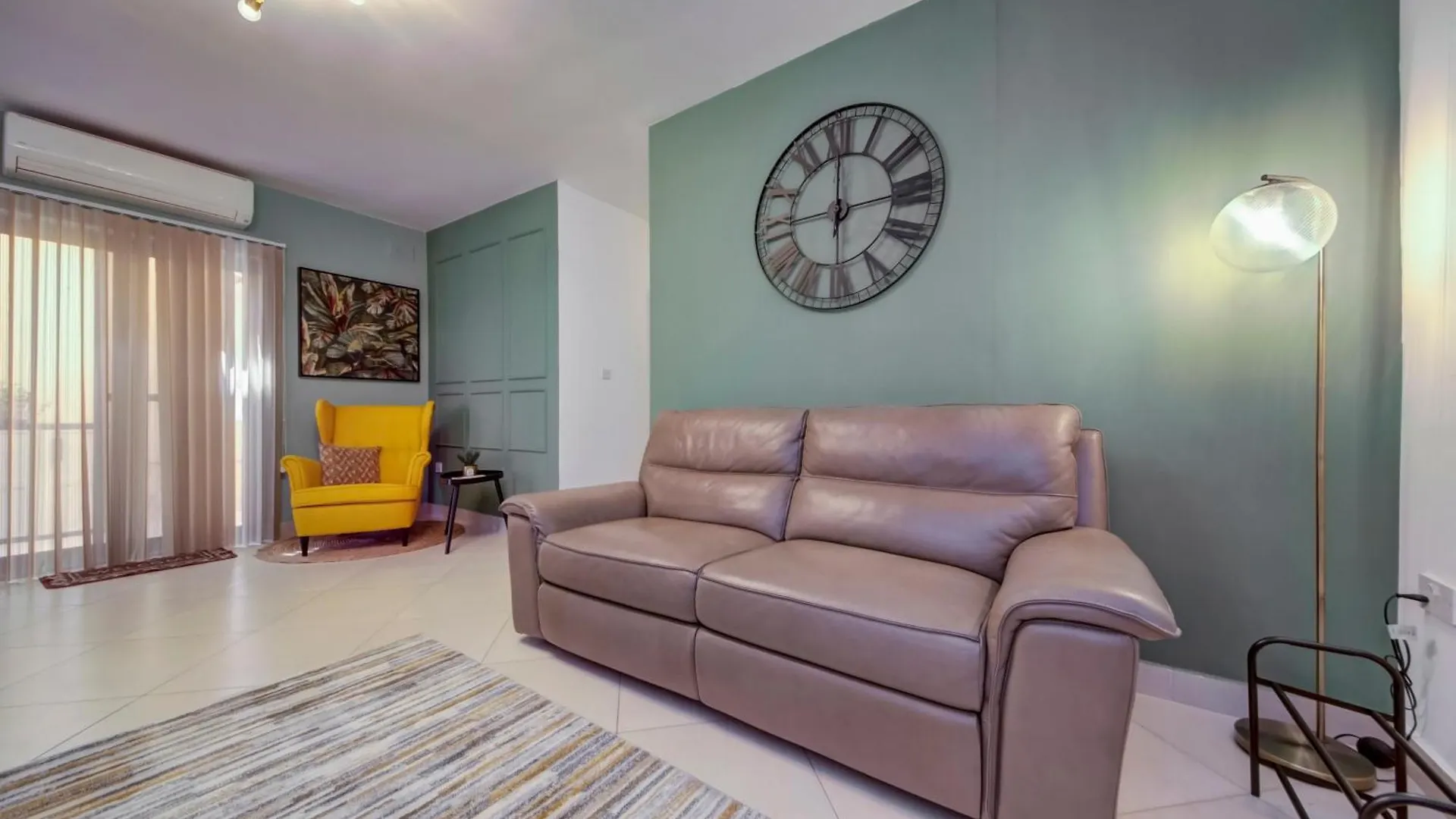 Stylish 3Br Home With Spacious Terrace In Luqa By 360 Estates 0*,