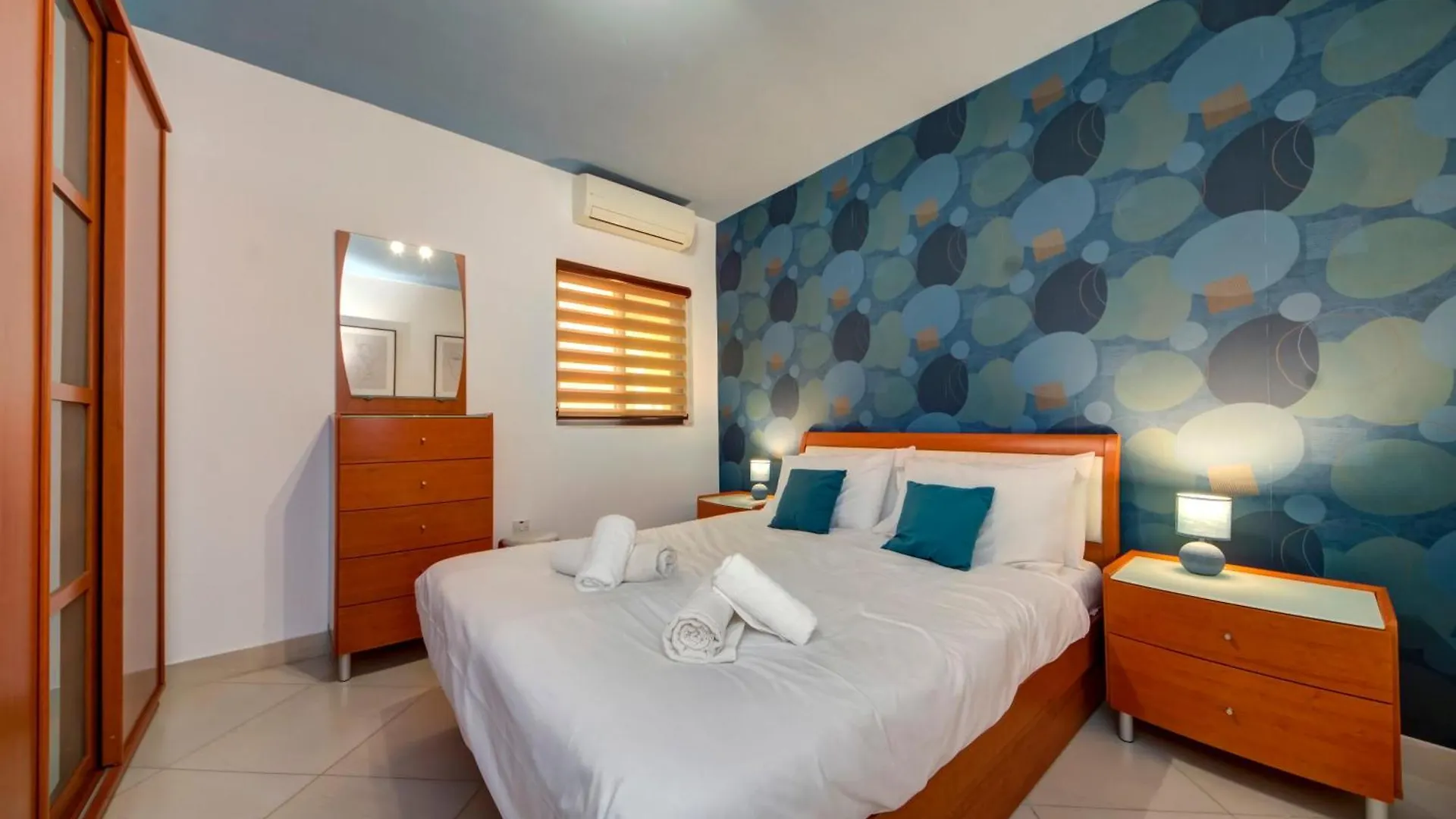 Stylish 3Br Home With Spacious Terrace In Luqa By 360 Estates 0*,  Malta