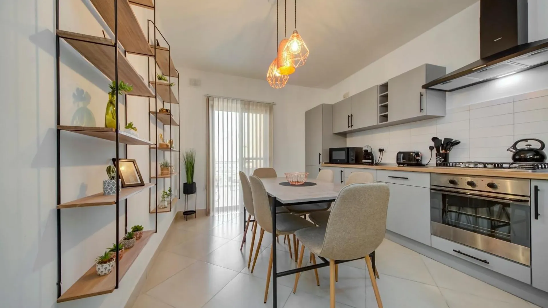 Stylish 3Br Home With Spacious Terrace In Luqa By 360 Estates