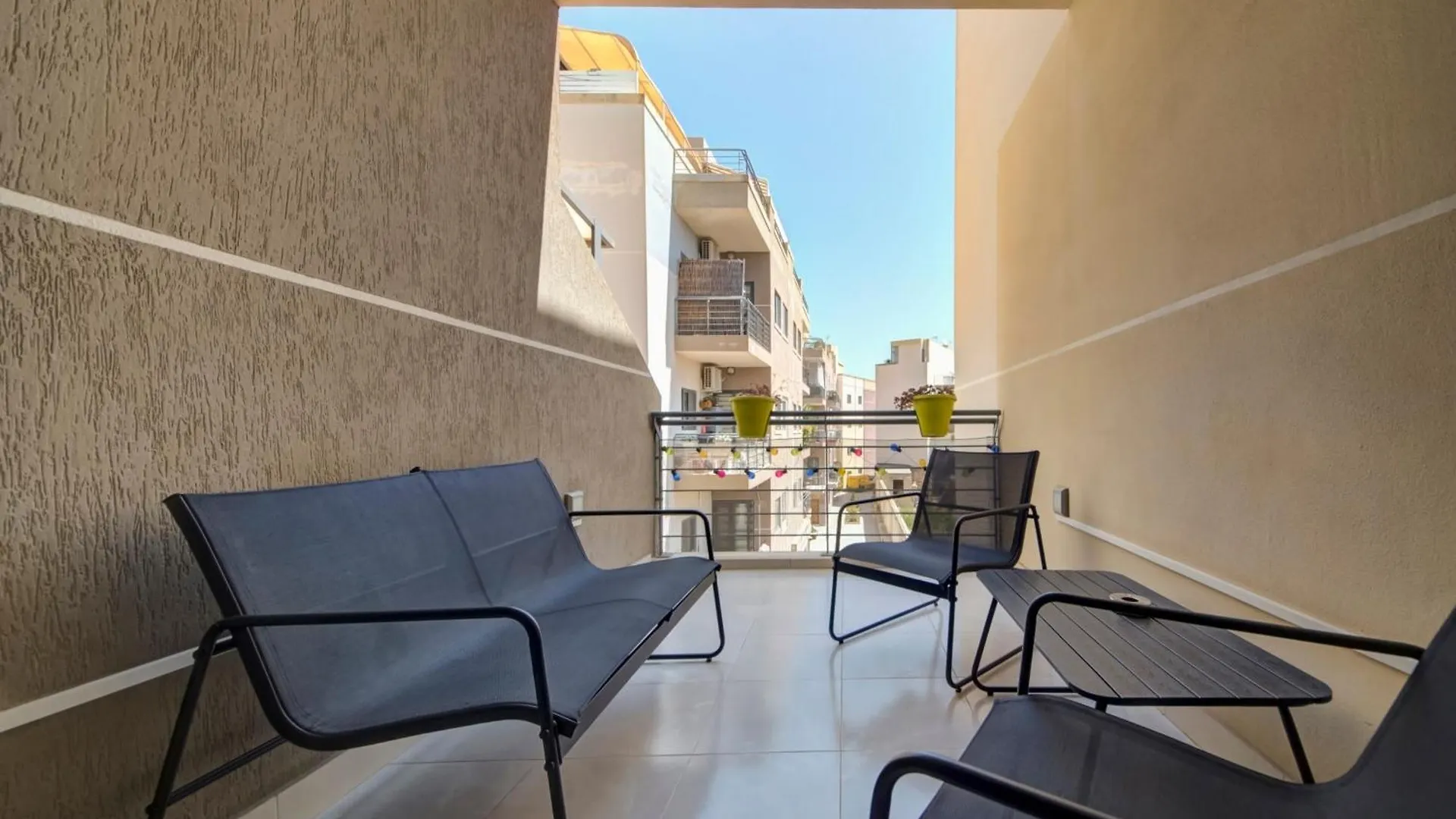 Apartment Stylish 3Br Home With Spacious Terrace In Luqa By 360 Estates